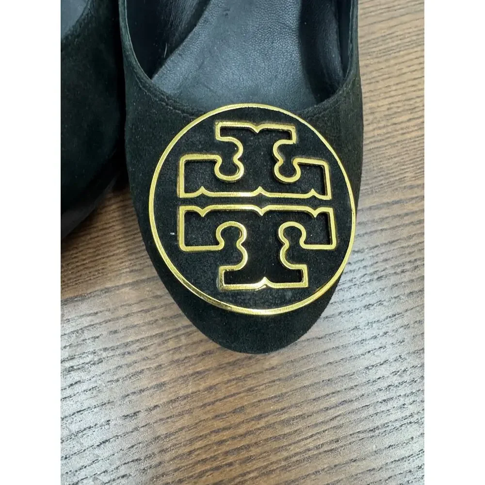 TORY BURCH SUEDE MADALLION HEEL 1/2 PLATFORM SIZE 10M (SH300THRIFTY